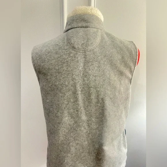 Croft & Barrow Gray Fleece Vest with Snowflake Embroidered Design small festive - Picture 6 of 10